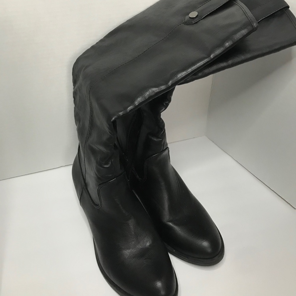 Black riding boots